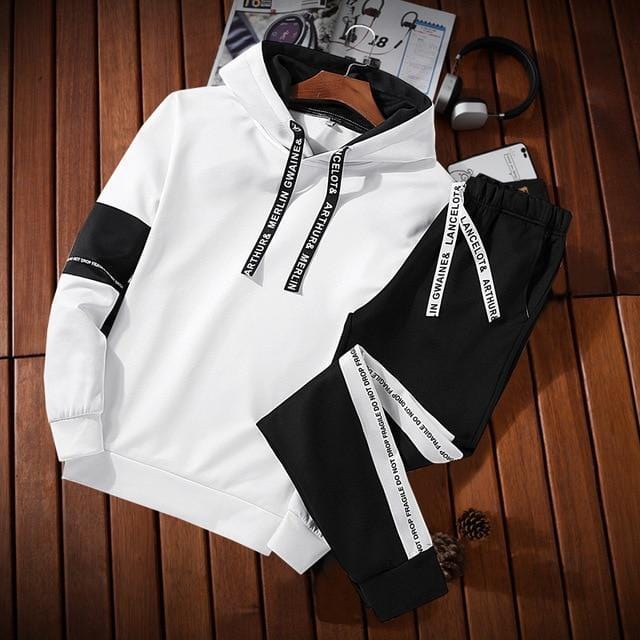 Hoodie and sweatpants set for online men